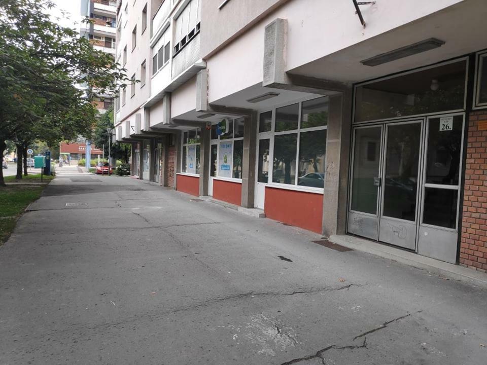 Koelcsey Apartman Apartment Szekszard Exterior photo